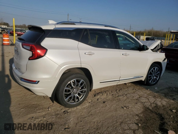 2024 GMC Terrain Denali with VIN 3GKALXEG7RL400510, listed as a Copart auction lot 53283645 with 4,870 mi miles and Salvage title. Bid and sale history available at DreamBid. Image 3.