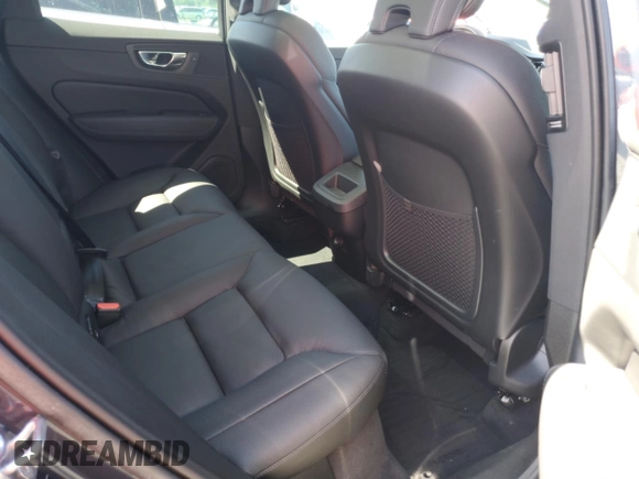 2020 Volvo XC60 Momentum with VIN YV4102DK3L1436039, listed as a Copart auction lot 74074424 with Not provided miles and Non repairable. Bid and sale history available at DreamBid. Image 11.