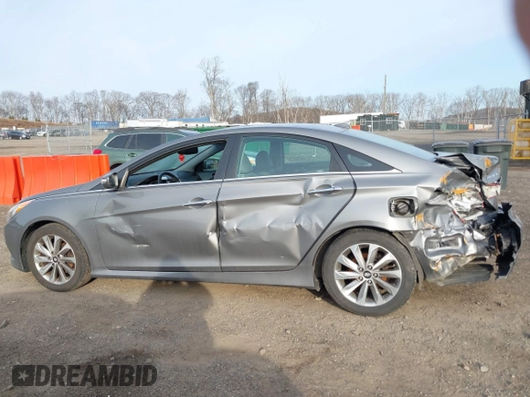2014 Hyundai Sonata SE with VIN 5NPEC4AC6EH823796, listed as a IAAI auction lot 41783754 with 165,841 mi miles and . Bid and sale history available at DreamBid. Image 14.