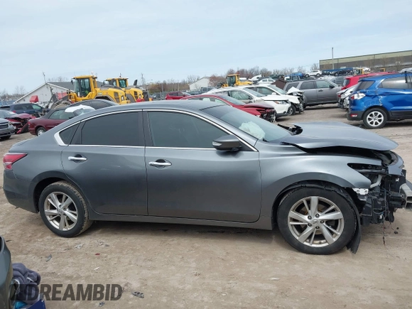 2014 Nissan Altima 2.5 with VIN 1N4AL3AP7EC127025, listed as a IAAI auction lot 41993195 with 110,290 mi miles. Bid and sale history available at carsss.com. Image 14.