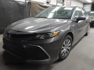 2021 Toyota Camry Hybrid LE with VIN 4T1C31AK7MU559730, listed as a IAAI auction lot 41851492 with 47,356 mi miles. Bid and sale history available at carsss.com. Image 2.
