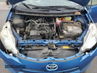 2012 Toyota Prius One z VIN JTDKDTB39C1507466, wystawiony jako Copart lot #55726175 z przebiegiem Nie podano mil oraz Szkoda całkowita • Salvage title. Historia ofert i sprzedaży dostępna na DreamBid. Obrazek 11.