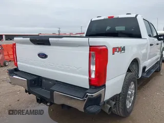 2024 Ford Super Duty F-250 SRW XL with VIN 1FT7W2BT6RED57554, listed as a IAAI auction lot 41546492 with 20,731 mi miles. Bid and sale history available at carsss.com. Image 4.