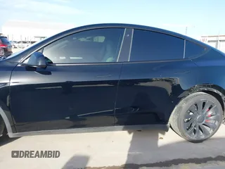2022 Tesla Model Y Performance with VIN 7SAYGDEF6NF532027, listed as a IAAI auction lot 41717662 with 36,537 mi miles and . Bid and sale history available at DreamBid. Image 15.