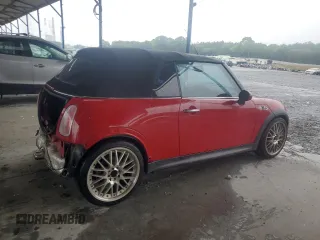 2005 MINI Convertible S с VIN WMWRH334X5TF82551, выставлен на аукционе Copart как лот 57983355 с пробегом 73 885 миль миль и Списание • Salvage title. История ставок и продаж доступна на DreamBid. Изображение 3.