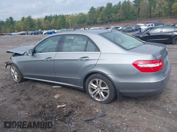 2011 Mercedes-Benz E 350 Luxury z VIN WDDHF8HB3BA291845, wystawiony jako IAAI lot #42173295 z przebiegiem 191 749 mil mil oraz . Historia ofert i sprzedaży dostępna na DreamBid. Obrazek 14.