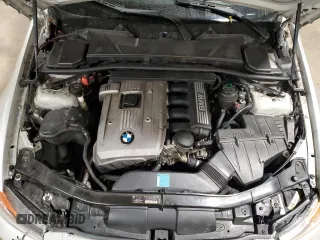 2006 BMW 3 Series 325i with VIN WBAVB13546PT23767, listed as a Copart auction lot 71352944 with 144,778 mi miles and Salvage Title. Bid and sale history available at carsss.com. Image 11.