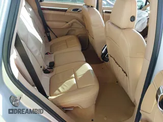 2011 Porsche Cayenne S с VIN WP1AB2A2XBLA44131, выставлен на аукционе IAAI как лот 41063172 с пробегом Не указан миль и . История ставок и продаж доступна на DreamBid. Изображение 8.