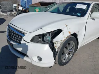 2013 Infiniti M z VIN JN1BY1AR6DM602021, wystawiony jako IAAI lot #41397484 z przebiegiem 226 584 mil mil oraz . Historia ofert i sprzedaży dostępna na DreamBid. Obrazek 6.