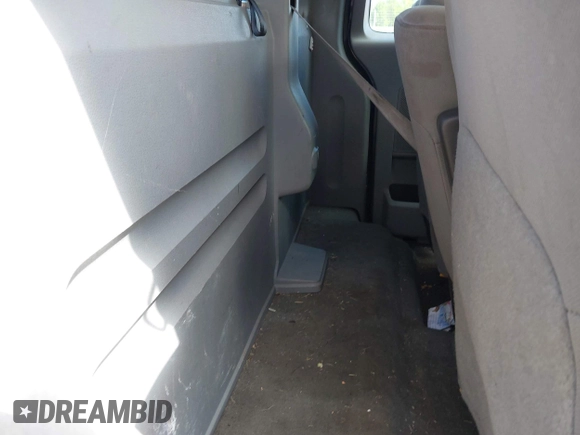 2006 Ford F-150 XL with VIN 1FTRF12276NA37276, listed as a IAAI auction lot 42397026 with Not provided miles and . Bid and sale history available at DreamBid. Image 8.