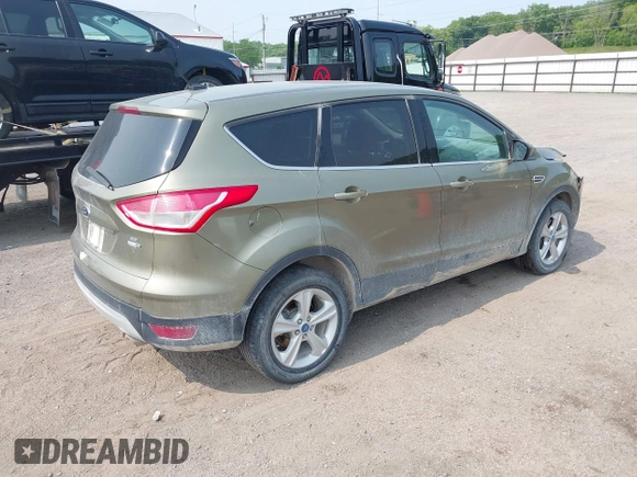 2013 Ford Escape SE z VIN 1FMCU9GX4DUC68312, wystawiony jako IAAI lot #42472030 z przebiegiem 134 070 mil mil oraz . Historia ofert i sprzedaży dostępna na DreamBid. Obrazek 4.