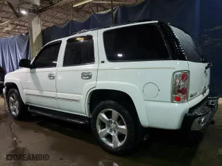 2005 Chevrolet Tahoe LT with VIN 1GNEC13T25J238739, listed as a Copart auction lot 50338815 with 115,811 mi miles and Clean Title. Bid and sale history available at carsss.com. Image 2.
