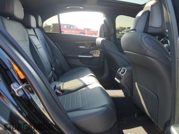 2024 Mercedes-Benz C 300 with VIN W1KAF4GB3RR228204, listed as a Copart auction lot 85807794 with 5,424 mi miles and Salvage Title. Bid and sale history available at DreamBid. Image 10.