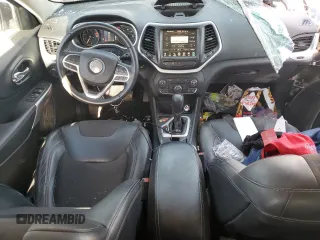 2018 Jeep Cherokee Latitude Plus with VIN 1C4PJLLB2JD511116, listed as a Copart auction lot 53005435 with 55,657 mi miles and Salvage title. Bid and sale history available at DreamBid. Image 8.