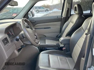 2007 Jeep Patriot Limited with VIN 1J8FF48W57D377413, listed as a Copart auction lot 52953035 with 115,438 mi miles and Clean title. Bid and sale history available at DreamBid. Image 6.