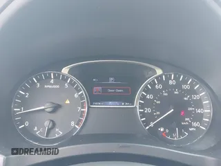 2017 Nissan Altima SV z VIN 1N4AL3AP2HC288869, wystawiony jako IAAI lot #41864317 z przebiegiem 218 256 mil mil oraz . Historia ofert i sprzedaży dostępna na DreamBid. Obrazek 7.