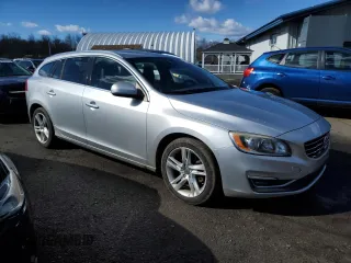 2015 Volvo V60 T5 Drive-E Premier z VIN YV140MEK6F1225135, wystawiony jako Copart lot #47532495 z przebiegiem 119 872 mil mil oraz Czysty tytuł • Clean title. Historia ofert i sprzedaży dostępna na DreamBid. Obrazek 4.