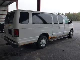 2003 Ford Econoline Passenger XL z VIN 1FBSS31L83HA89114, wystawiony jako IAAI lot #40404997 z przebiegiem 171 539 mil mil oraz . Historia ofert i sprzedaży dostępna na DreamBid. Obrazek 4.