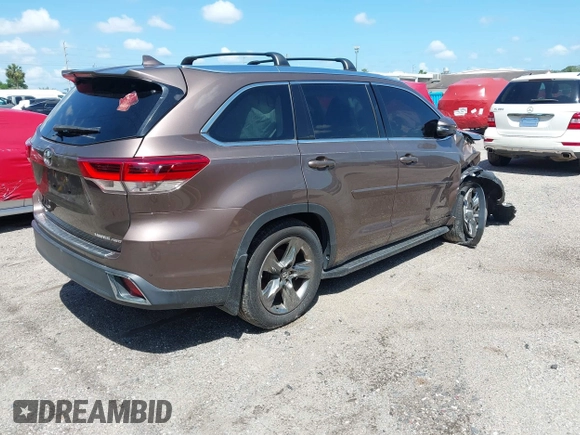 2018 Toyota Highlander Limited с VIN 5TDDZRFH7JS492422, выставлен на аукционе IAAI как лот 41125631 с пробегом 112 045 миль миль и . История ставок и продаж доступна на DreamBid. Изображение 4.