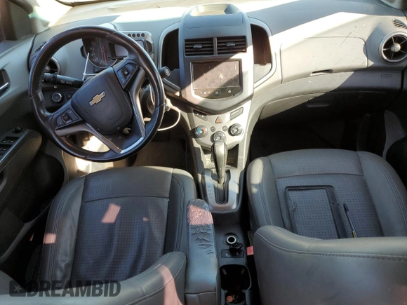 2013 Chevrolet Sonic LTZ with VIN 1G1JE5SH7D4226596, listed as a Copart auction lot 40272184 with 150,981 mi miles and Salvage title. Bid and sale history available at DreamBid. Image 8.