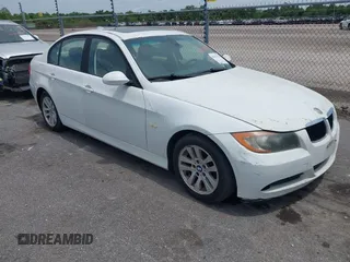 2006 BMW 3 Series 325i с VIN WBAVB13536PT06152, выставлен на аукционе IAAI как лот 42591770 с пробегом 248 688 миль миль и . История ставок и продаж доступна на DreamBid. Изображение 1.