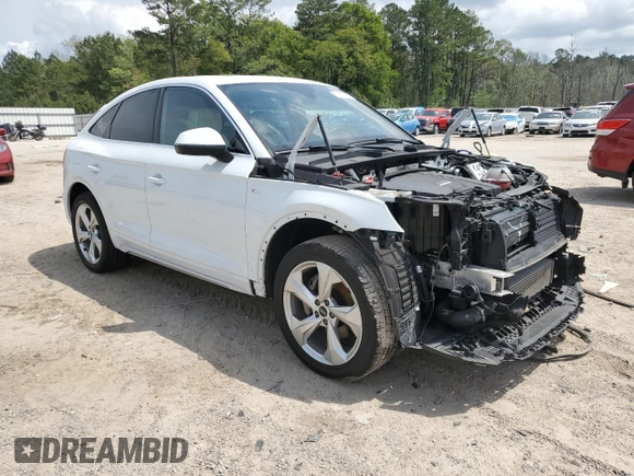 2021 Audi Q5 Sportback Premium Plus z VIN WA15AAFY6M2137390, wystawiony jako Copart lot #51147585 z przebiegiem 43 711 mil mil oraz Czysty tytuł • Clean title. Historia ofert i sprzedaży dostępna na DreamBid. Obrazek 4.