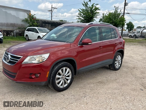 2011 Volkswagen Tiguan SEL with VIN WVGAV7AX1BW000384, listed as a Copart auction lot 59420805 with 166,245 mi miles and Clean title. Bid and sale history available at DreamBid. Image 2.