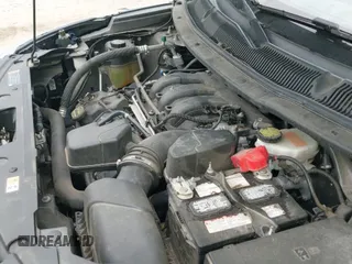 2018 Ford Explorer z VIN 1FM5K7B8XJGB03345, wystawiony jako IAAI lot #42420992 z przebiegiem 215 000 mil mil oraz . Historia ofert i sprzedaży dostępna na DreamBid. Obrazek 19.