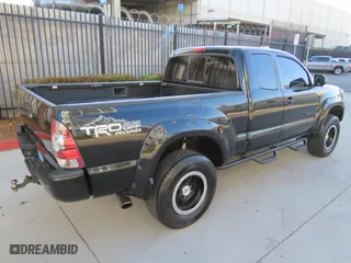 2008 Toyota Tacoma PreRunner with VIN 5TETU62N28Z507183, listed as a Copart auction lot 41638565 with 165,461 mi miles and Clean Title. Bid and sale history available at carsss.com. Image 3.