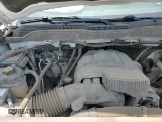 2019 Chevrolet Silverado 2500HD Work Truck z VIN 2GB2CREGXK1205895, wystawiony jako Copart lot #63804275 z przebiegiem 108 520 mil mil oraz Szkoda całkowita • Salvage title. Historia ofert i sprzedaży dostępna na DreamBid. Obrazek 13.
