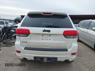 2015 Jeep Grand Cherokee Laredo with VIN 1C4RJFAG4FC631179, listed as a IAAI auction lot 41744865 with 184,872 mi miles. Bid and sale history available at carsss.com. Image 17.