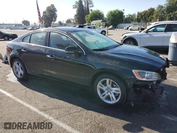 2015 Volvo S60 T5 Drive-E Platinum with VIN YV126MFM3F1358750, listed as a Copart auction lot 63055013 with 60,500 mi miles. Bid and sale history available at carsss.com. Image 4.