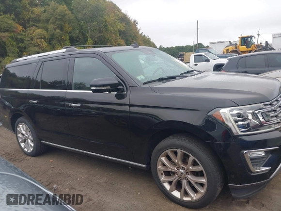 2019 Ford Expedition Max Limited z VIN 1FMJK2AT5KEA78021, wystawiony jako IAAI lot #40355537 z przebiegiem 133 642 mil mil oraz . Historia ofert i sprzedaży dostępna na DreamBid. Obrazek 13.