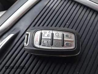 2020 Chrysler Pacifica Limited z VIN 2C4RC1GG5LR272593, wystawiony jako IAAI lot #42398809 z przebiegiem 96 957 mil mil oraz . Historia ofert i sprzedaży dostępna na DreamBid. Obrazek 11.