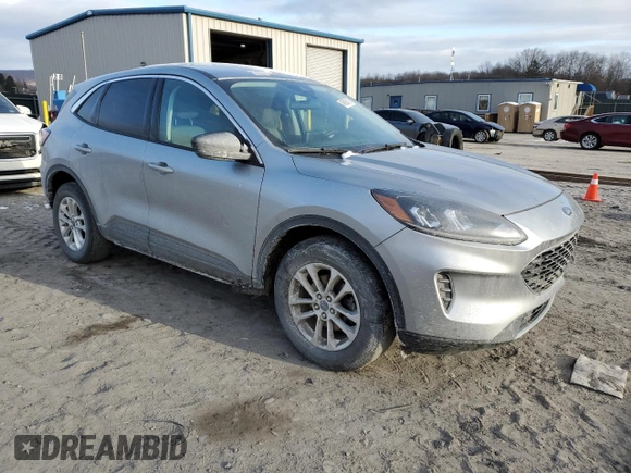 2022 Ford Escape SE with VIN 1FMCU9G67NUA64788, listed as a Copart auction lot 45883815 with 48,537 mi miles and Salvage Title. Bid and sale history available at DreamBid. Image 4.