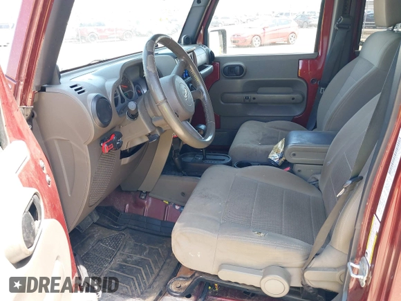 2008 Jeep Wrangler Unlimited Rubicon с VIN 1J4GA69178L631116, выставлен на аукционе IAAI как лот 42535124 с пробегом 151 551 миль миль и . История ставок и продаж доступна на DreamBid. Изображение 5.