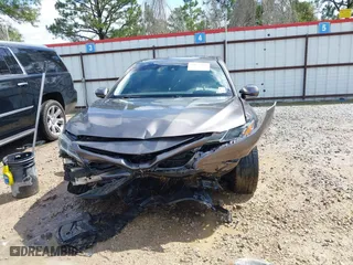 2018 Toyota Camry LE with VIN 4T1B11HK2JU578575, listed as a IAAI auction lot 41850389 with 213,235 mi miles. Bid and sale history available at carsss.com. Image 12.
