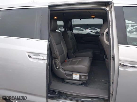 2012 Honda Odyssey Touring with VIN 5FNRL5H92CB119558, listed as a IAAI auction lot 41548061 with NaN miles. Bid and sale history available at carsss.com. Image 8.