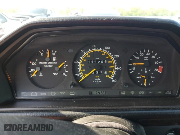 1995 Mercedes-Benz E 320 with VIN WDBEA32E1SC228604, listed as a Copart auction lot 55938105 with 181,204 mi miles and Clean Title. Bid and sale history available at DreamBid. Image 9.