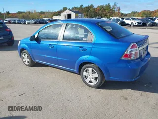 2009 Chevrolet Aveo 1LT with VIN KL1TD56E49B666742, listed as a IAAI auction lot 40585197 with 60,859 mi miles and . Bid and sale history available at DreamBid. Image 3.