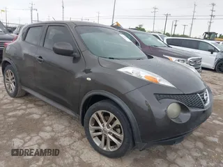 2013 Nissan Juke SV with VIN JN8AF5MR4DT202647, listed as a IAAI auction lot 42200661 with 145,152 mi miles. Bid and sale history available at carsss.com. Image 1.