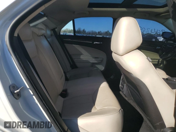 2015 Chrysler 300 C with VIN 2C3CCAET9FH922210, listed as a Copart auction lot 80310864 with 118,931 mi miles and Salvage Title. Bid and sale history available at DreamBid. Image 10.