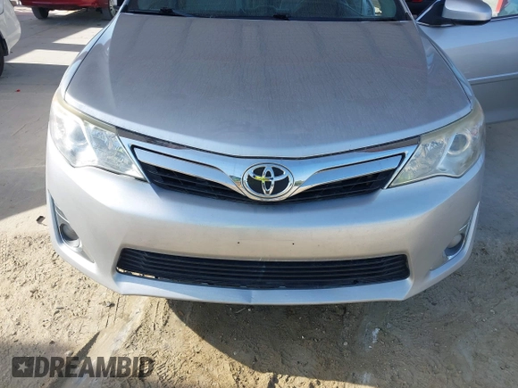 2014 Toyota Camry L with VIN 4T1BF1FK6EU840706, listed as a IAAI auction lot 39109449 with 164,746 mi miles. Bid and sale history available at carsss.com. Image 6.