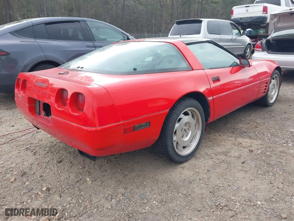 1994 Chevrolet Corvette with VIN 1G1YY22P0R5119743, listed as a IAAI auction lot 41867833 with 85,464 mi miles. Bid and sale history available at carsss.com. Image 4.