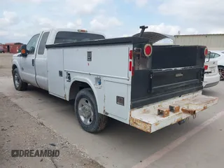 2012 Ford F-250 XLT with VIN 1FT7X2AT5CEC30526, listed as a IAAI auction lot 42029825 with 263,897 mi miles and . Bid and sale history available at DreamBid. Image 3.