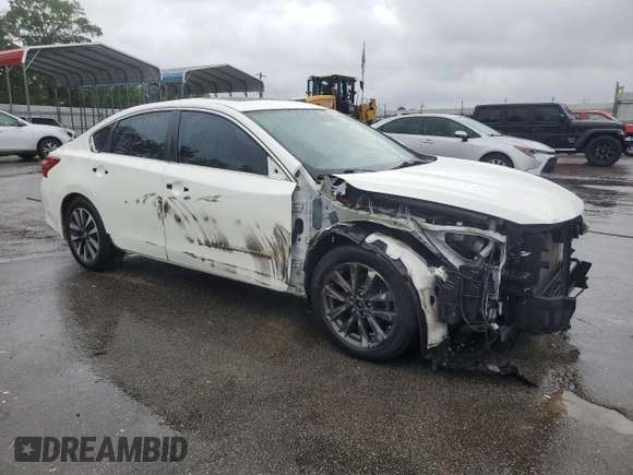 2017 Nissan Altima SV z VIN 1N4AL3AP9HC258994, wystawiony jako Copart lot #56289865 z przebiegiem 82 763 mil mil oraz Szkoda całkowita • Salvage title. Historia ofert i sprzedaży dostępna na DreamBid. Obrazek 4.