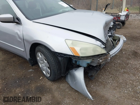 2004 Honda Accord LX z VIN 1HGCM66354A004309, wystawiony jako IAAI lot #42067392 z przebiegiem 181 345 mil mil oraz . Historia ofert i sprzedaży dostępna na DreamBid. Obrazek 13.