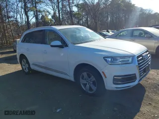 2018 Audi Q7 Premium Plus with VIN WA1LHAF78JD031887, listed as a IAAI auction lot 41276939 with 70,499 mi miles. Bid and sale history available at carsss.com. Image 1.