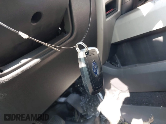 2018 Ford F-150 XL z VIN 1FTFW1E17JFC43352, wystawiony jako IAAI lot #42376594 z przebiegiem Nie podano mil oraz . Historia ofert i sprzedaży dostępna na DreamBid. Obrazek 11.