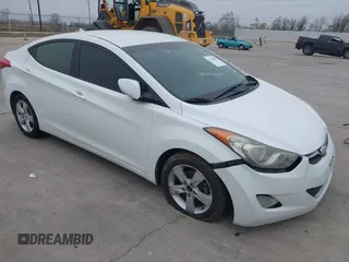 2013 Hyundai Elantra GLS z VIN 5NPDH4AE9DH264001, wystawiony jako IAAI lot #41158897 z przebiegiem 216 124 mil mil oraz . Historia ofert i sprzedaży dostępna na DreamBid. Obrazek 1.